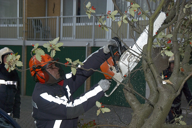 2011/199/GB 20110912b 007 Stormschade Einsteinlaan.jpg